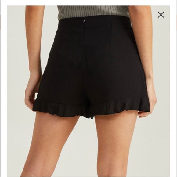 Altar'd State Women's Lightweight Ruffled Skort - Picture 2 of 6